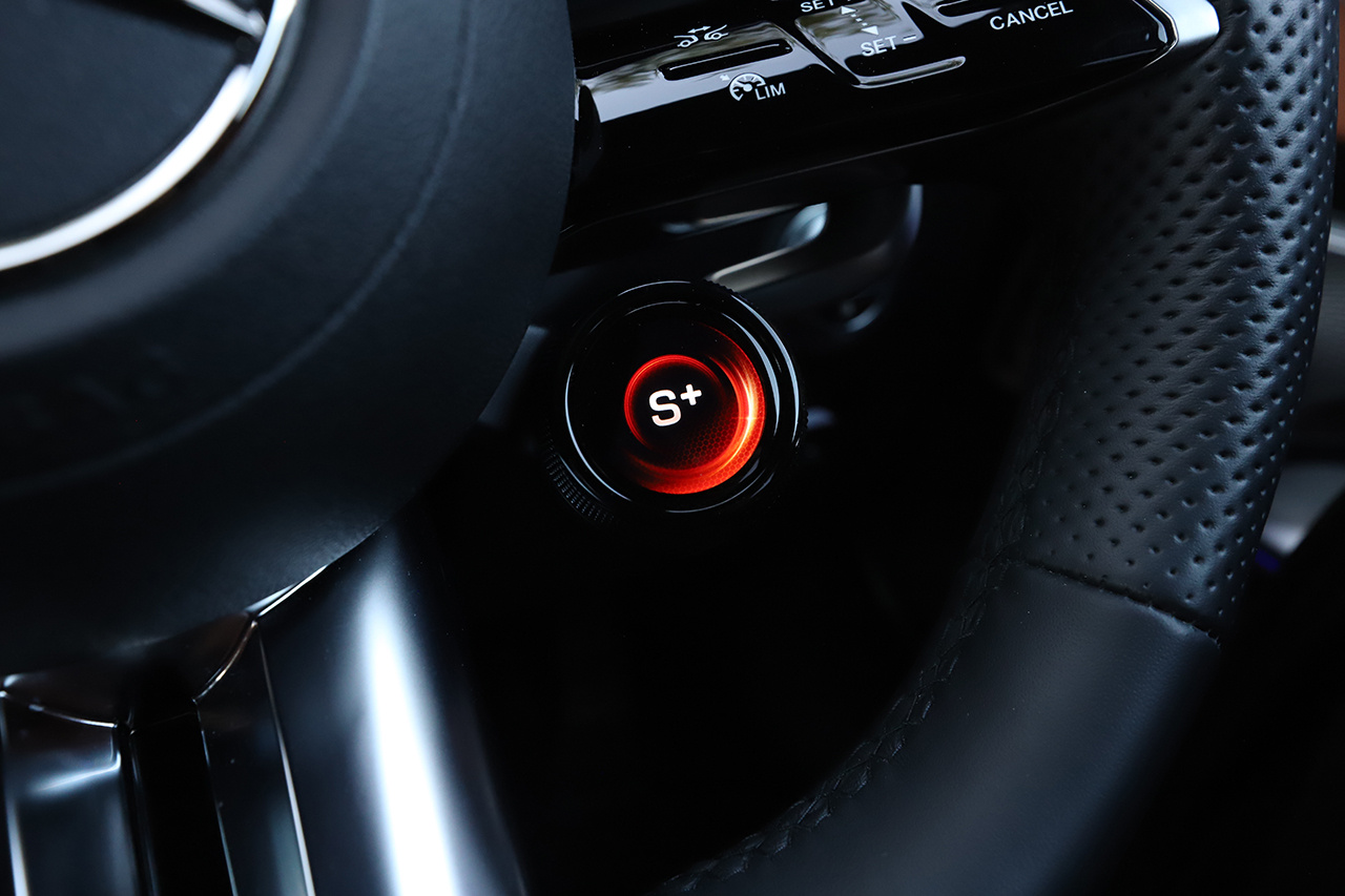 2023 Mercedes-AMG C CLASS 