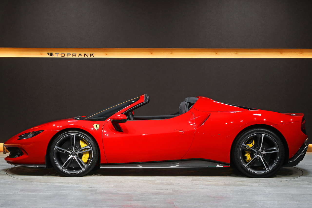 2024 Ferrari 296GTS null