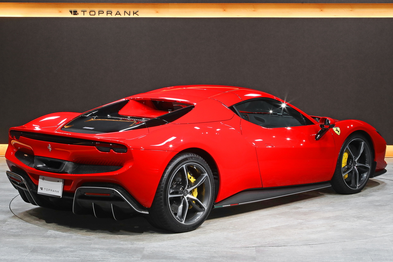 2024 Ferrari 296GTS null