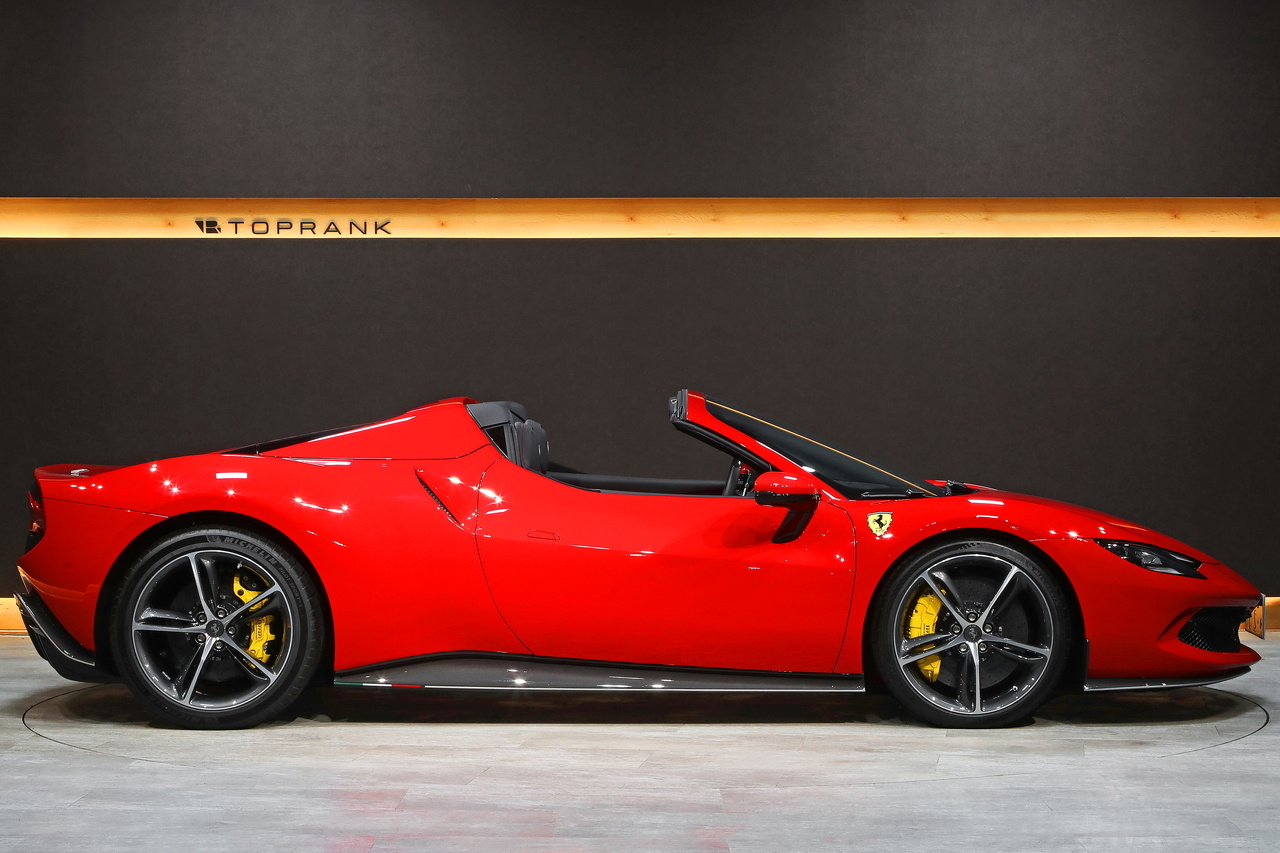 2024 Ferrari 296GTS null