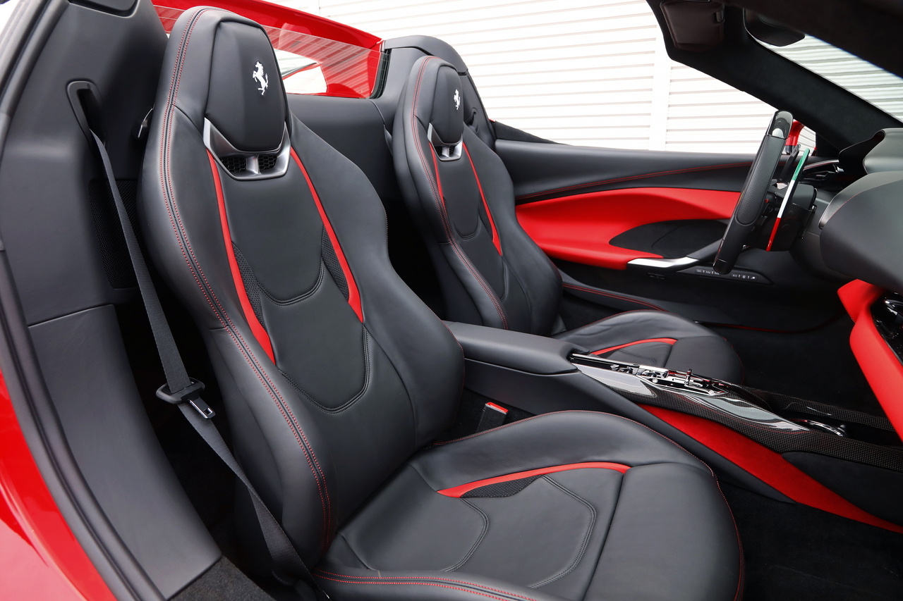 2024 Ferrari 296GTS null