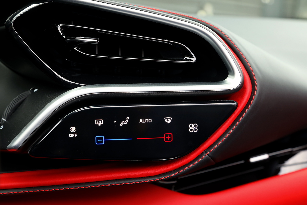 2024 Ferrari 296GTS null