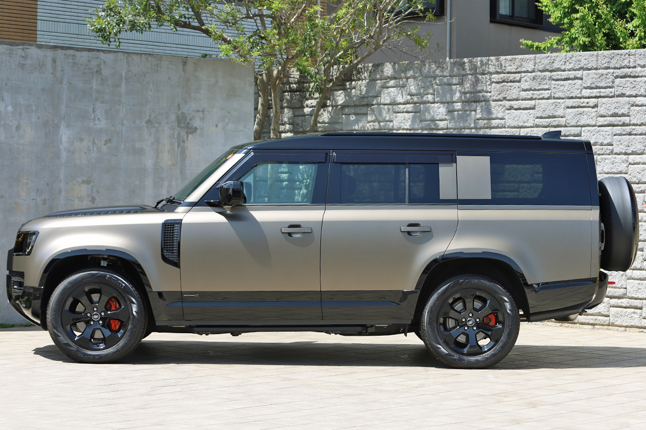 2025 Land Rover DEFENDER 130 X D350