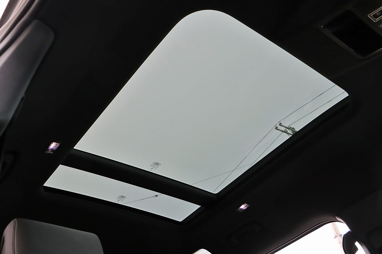 2025 Land Rover DEFENDER null