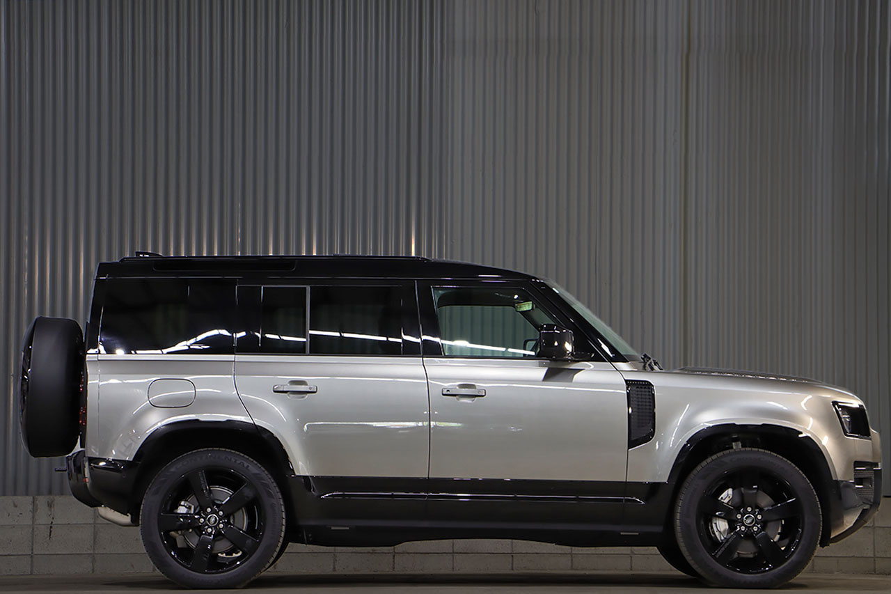 2025 Land Rover DEFENDER null