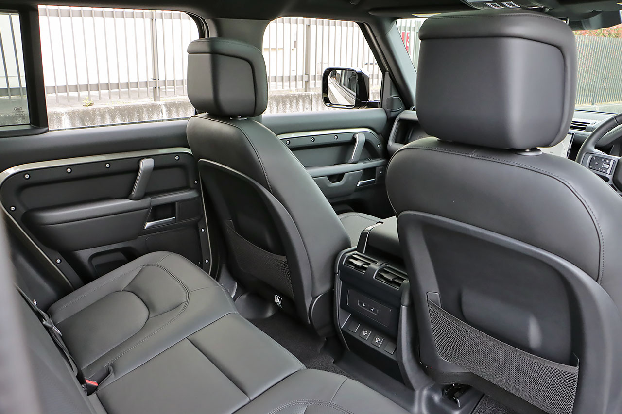 2025 Land Rover DEFENDER null