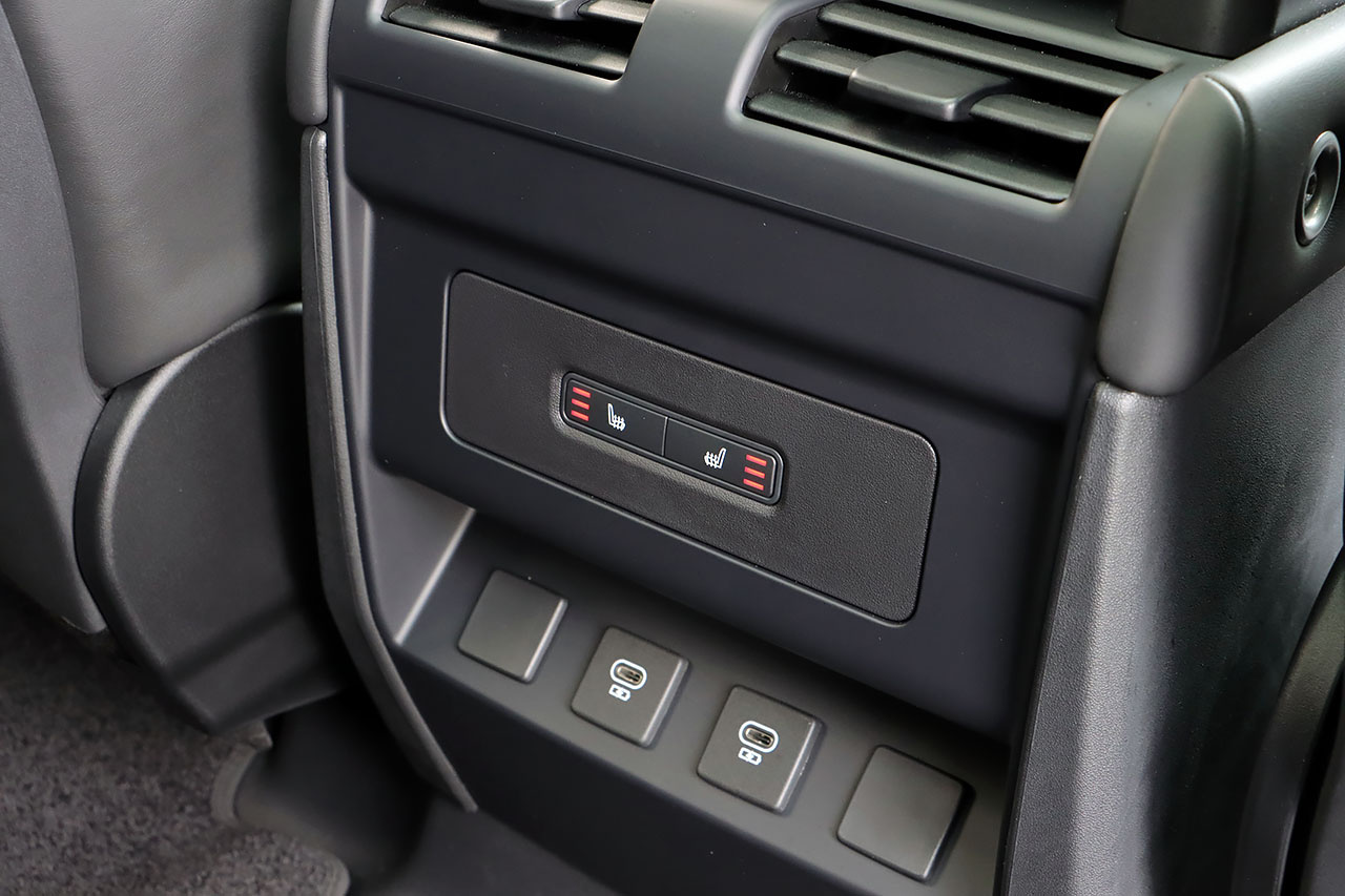 2025 Land Rover DEFENDER null