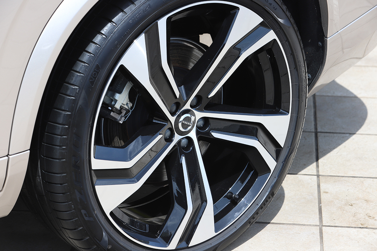 2023 Volvo XC90 