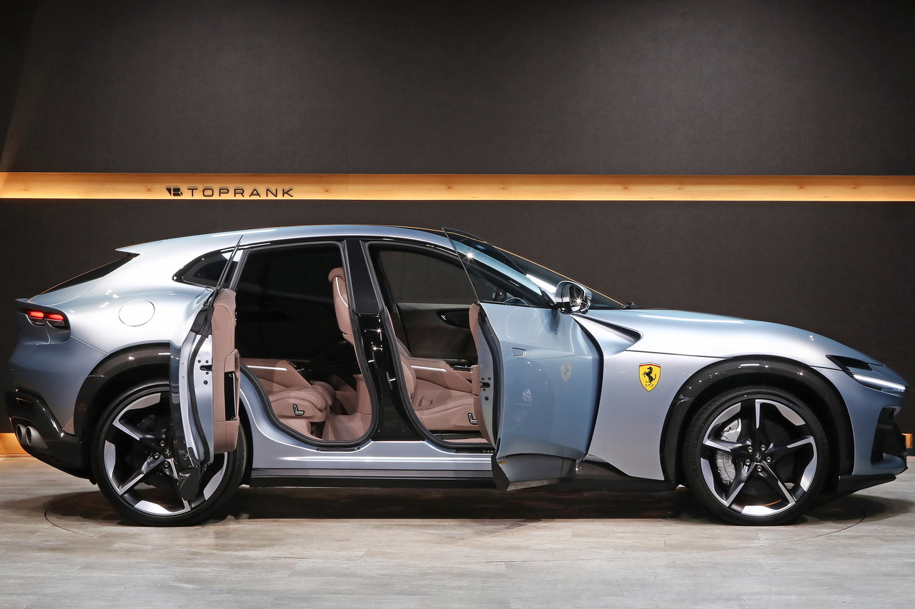 2026 Ferrari PUROSANGUE null