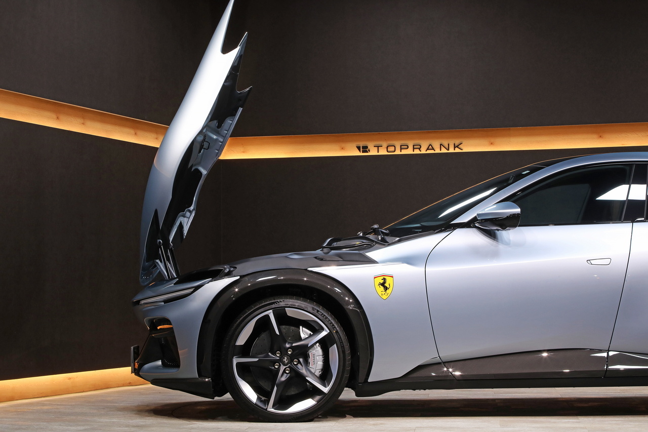 2026 Ferrari PUROSANGUE null