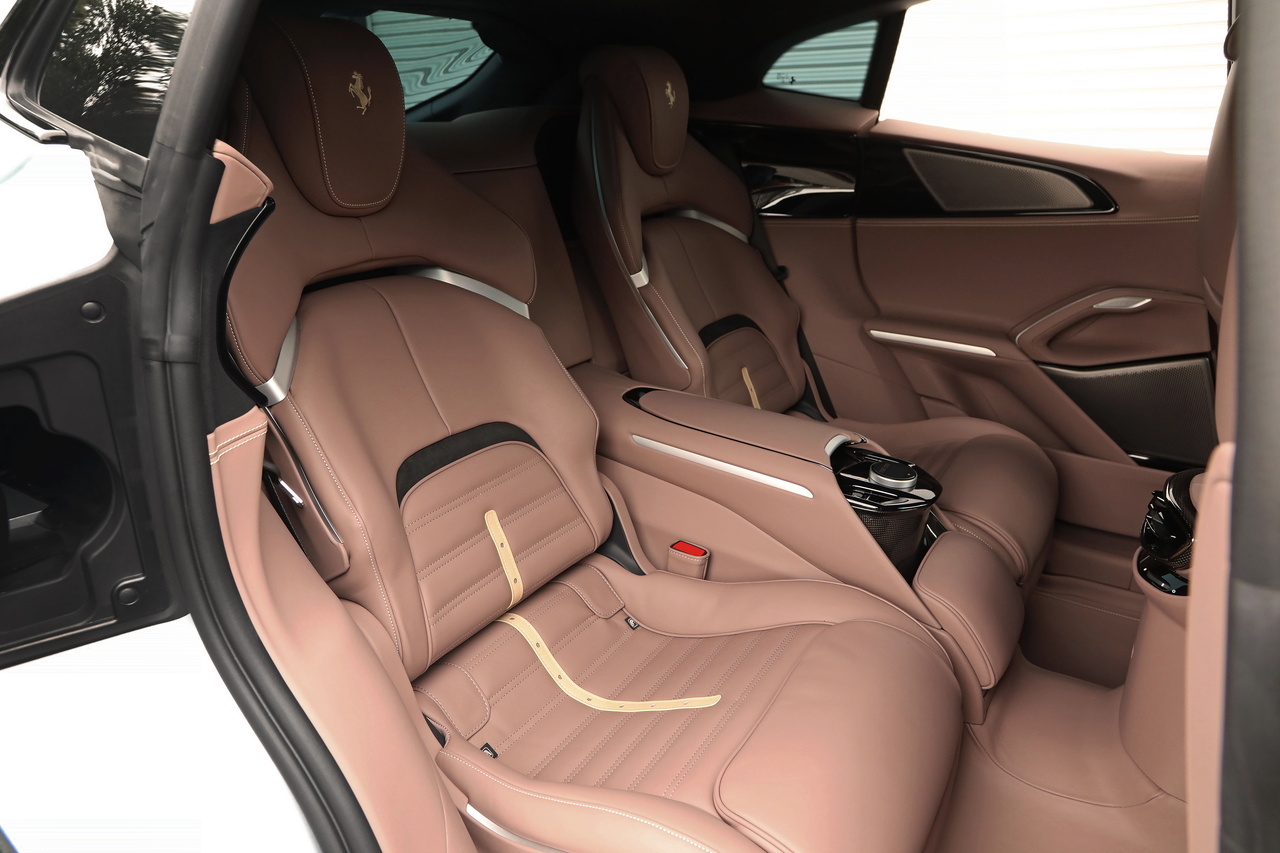 2026 Ferrari PUROSANGUE null