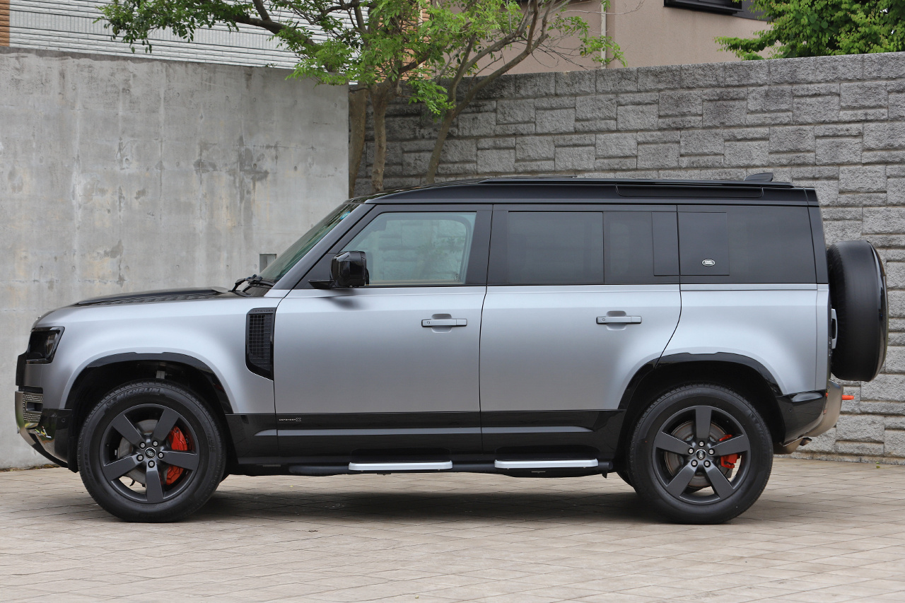 2024 Land Rover DEFENDER 