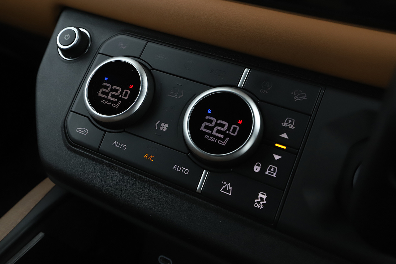2024 Land Rover DEFENDER 