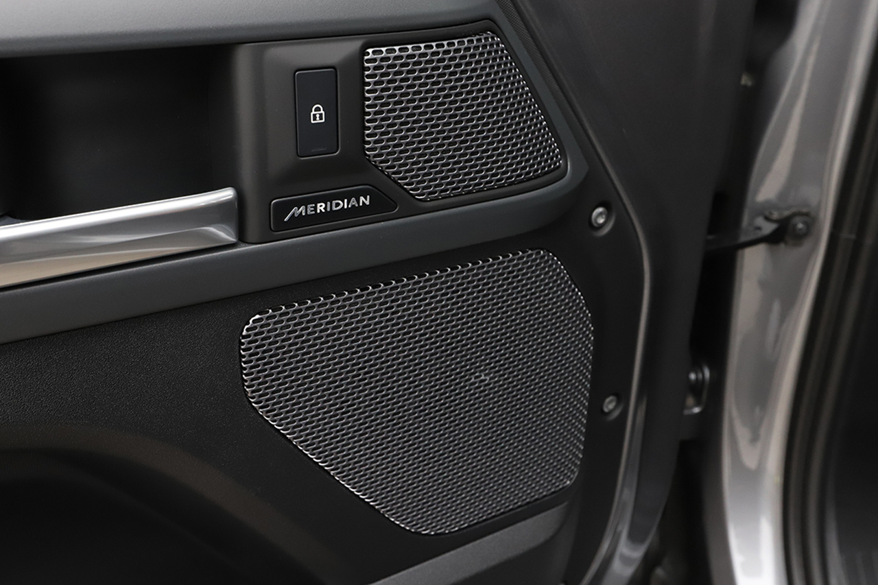 2024 Land Rover DEFENDER 