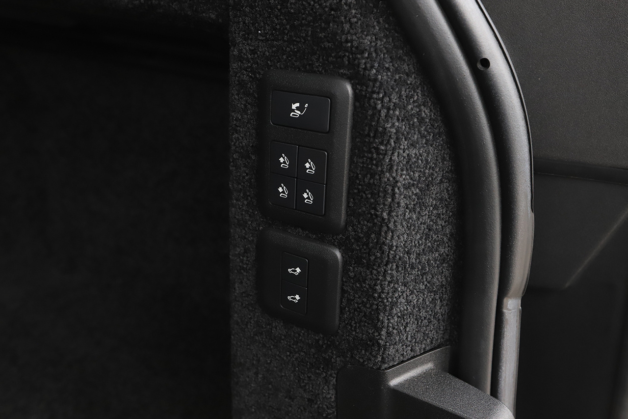 2018 Land Rover RANGE ROVER 