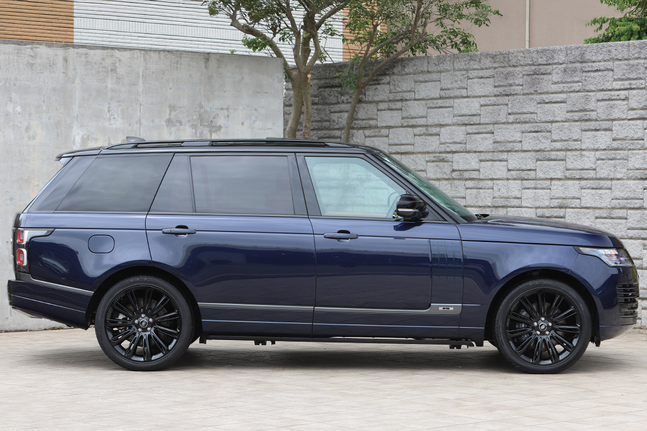 2018 Land Rover RANGE ROVER 