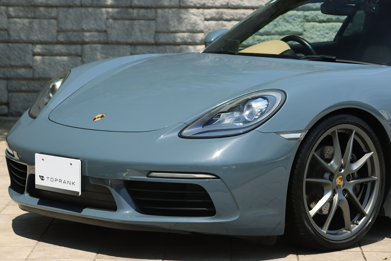 2017 Porsche 718 CAYMAN null