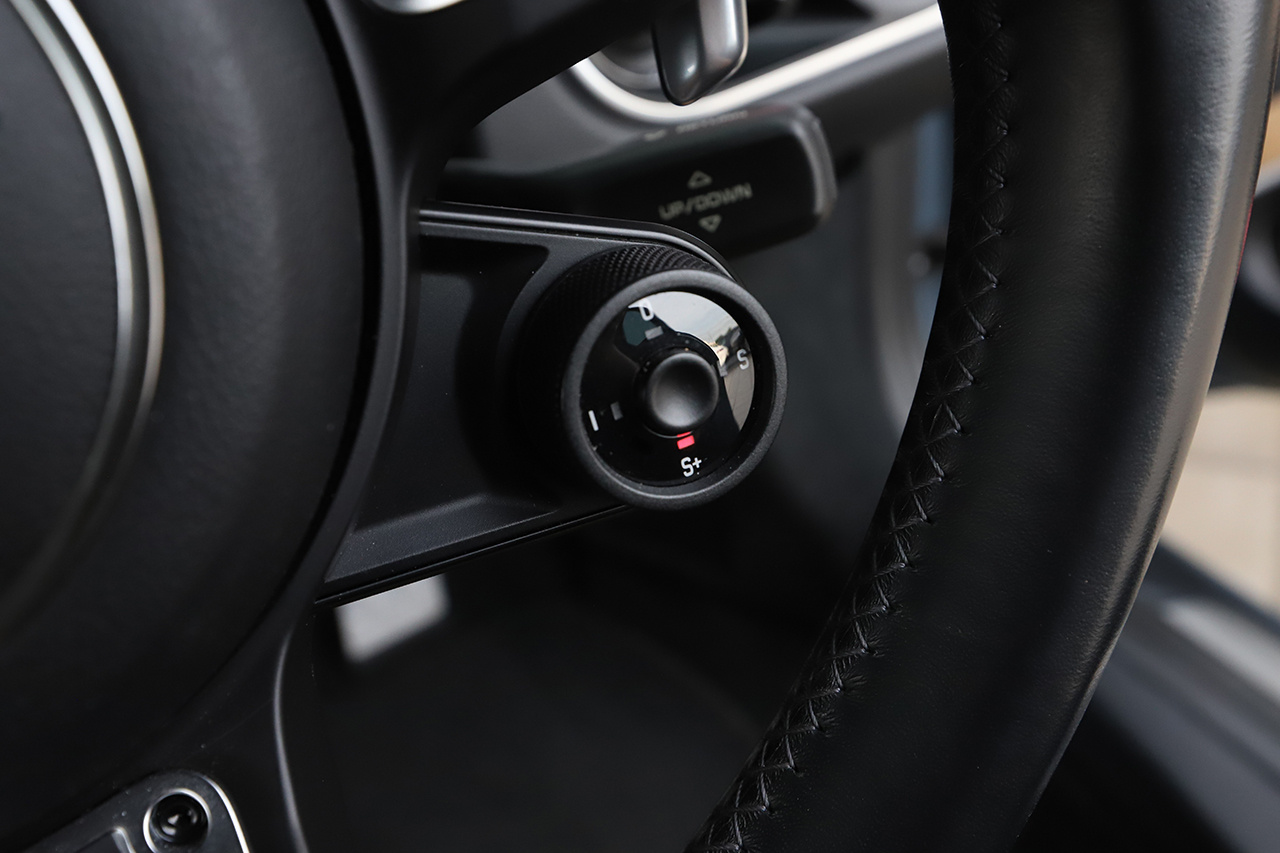 2017 Porsche 718 CAYMAN null