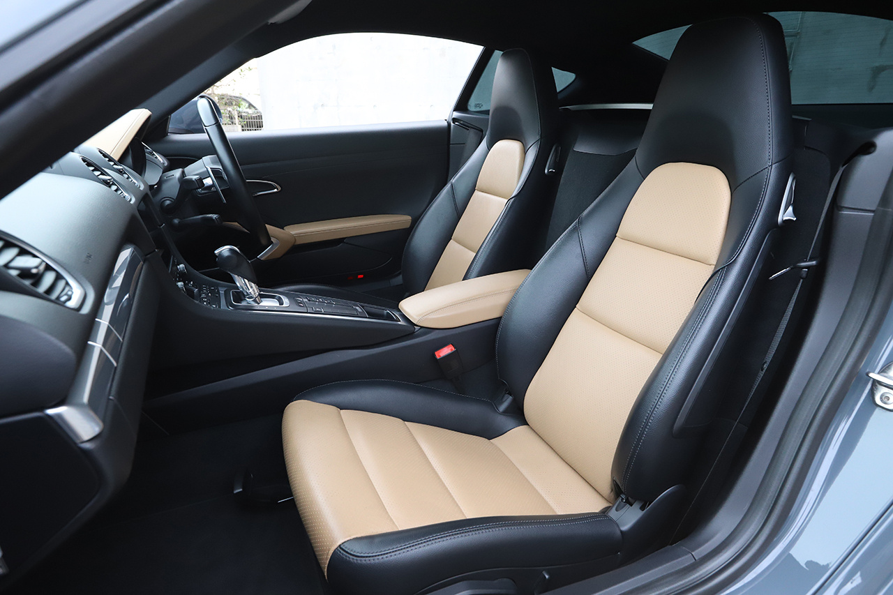 2017 Porsche 718 CAYMAN null
