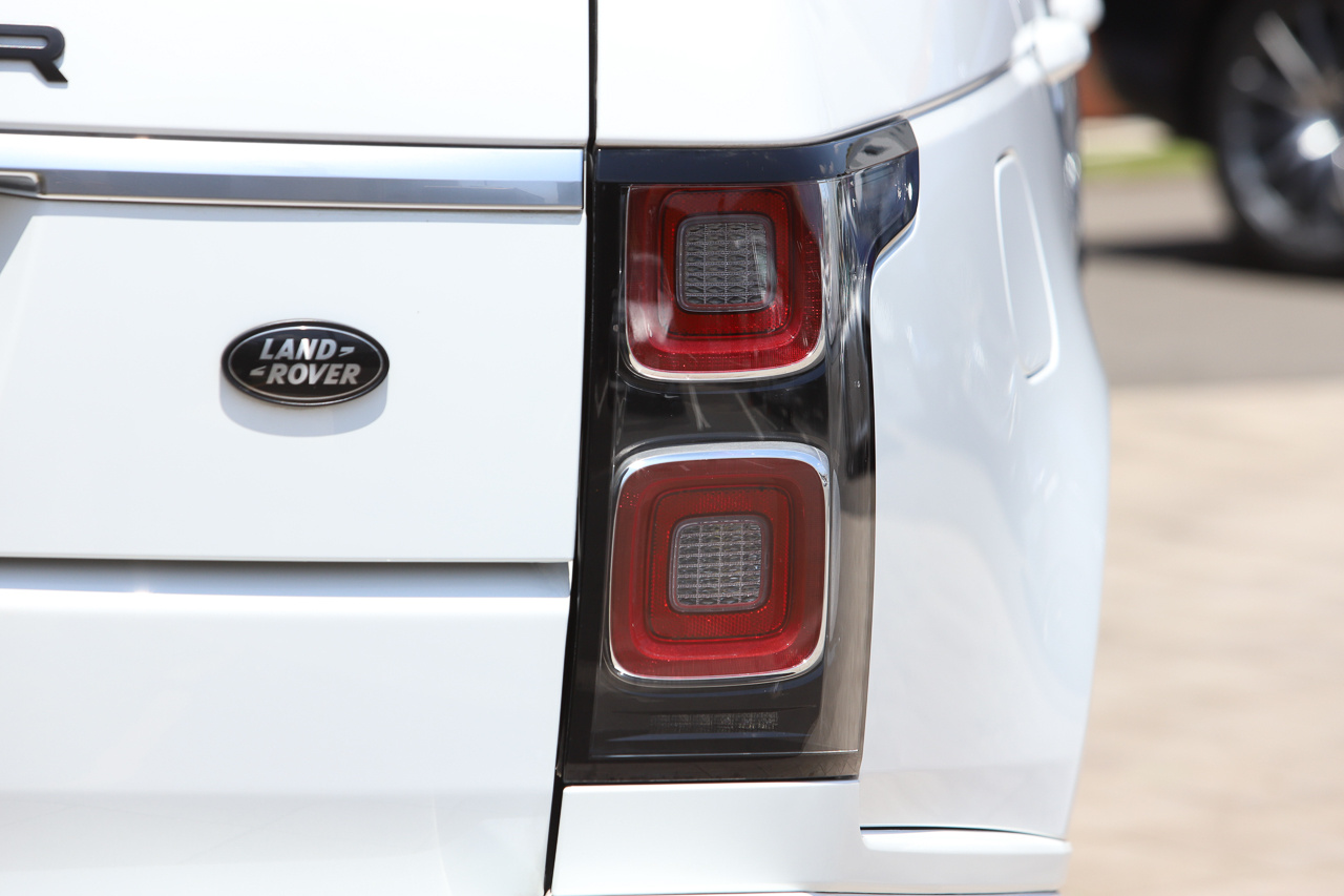 2019 Land Rover RANGE ROVER 
