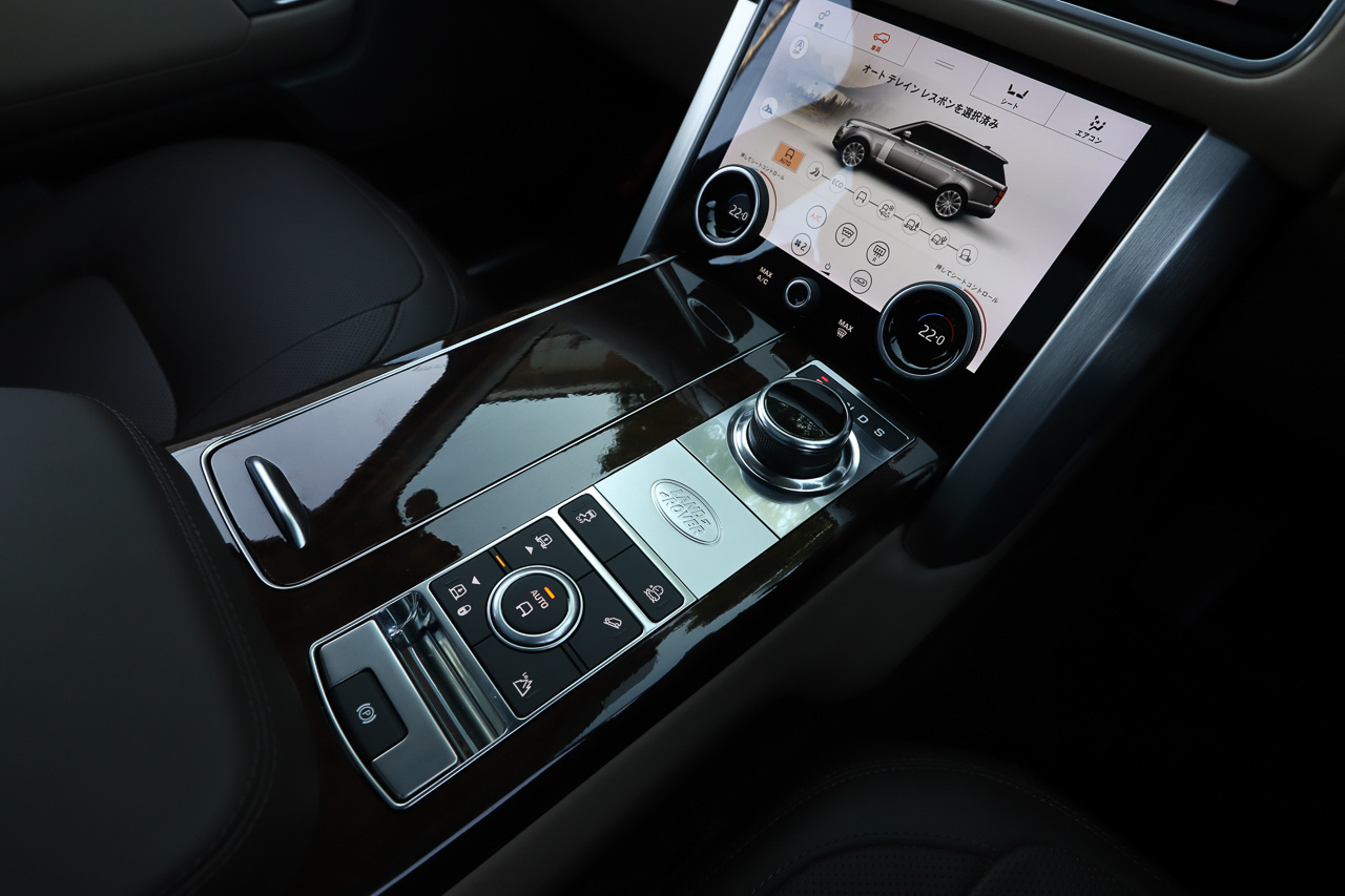 2019 Land Rover RANGE ROVER 