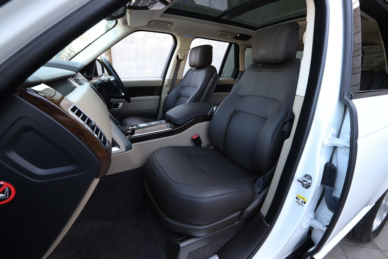 2019 Land Rover RANGE ROVER 