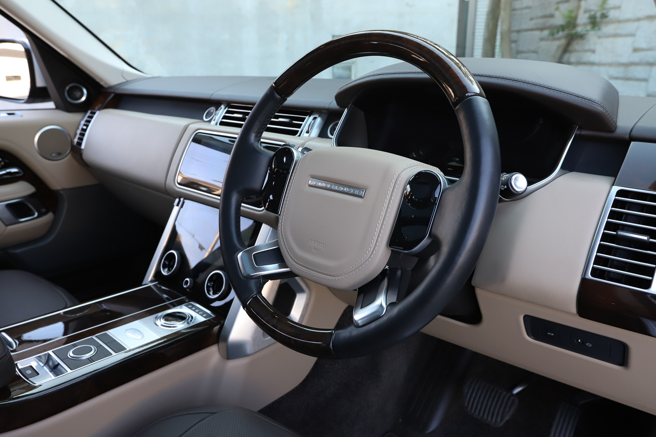 2019 Land Rover RANGE ROVER 
