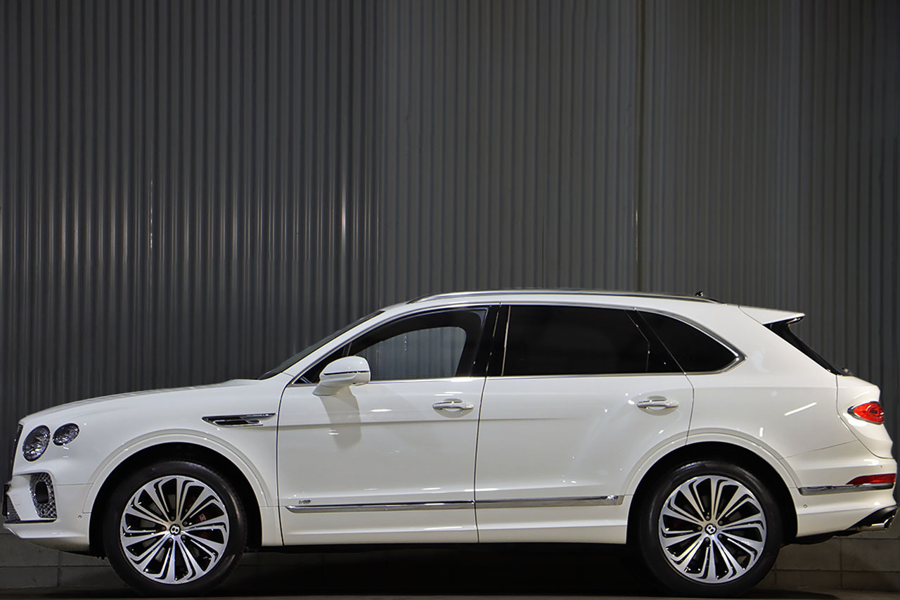 2022 Bentley Bentayga 