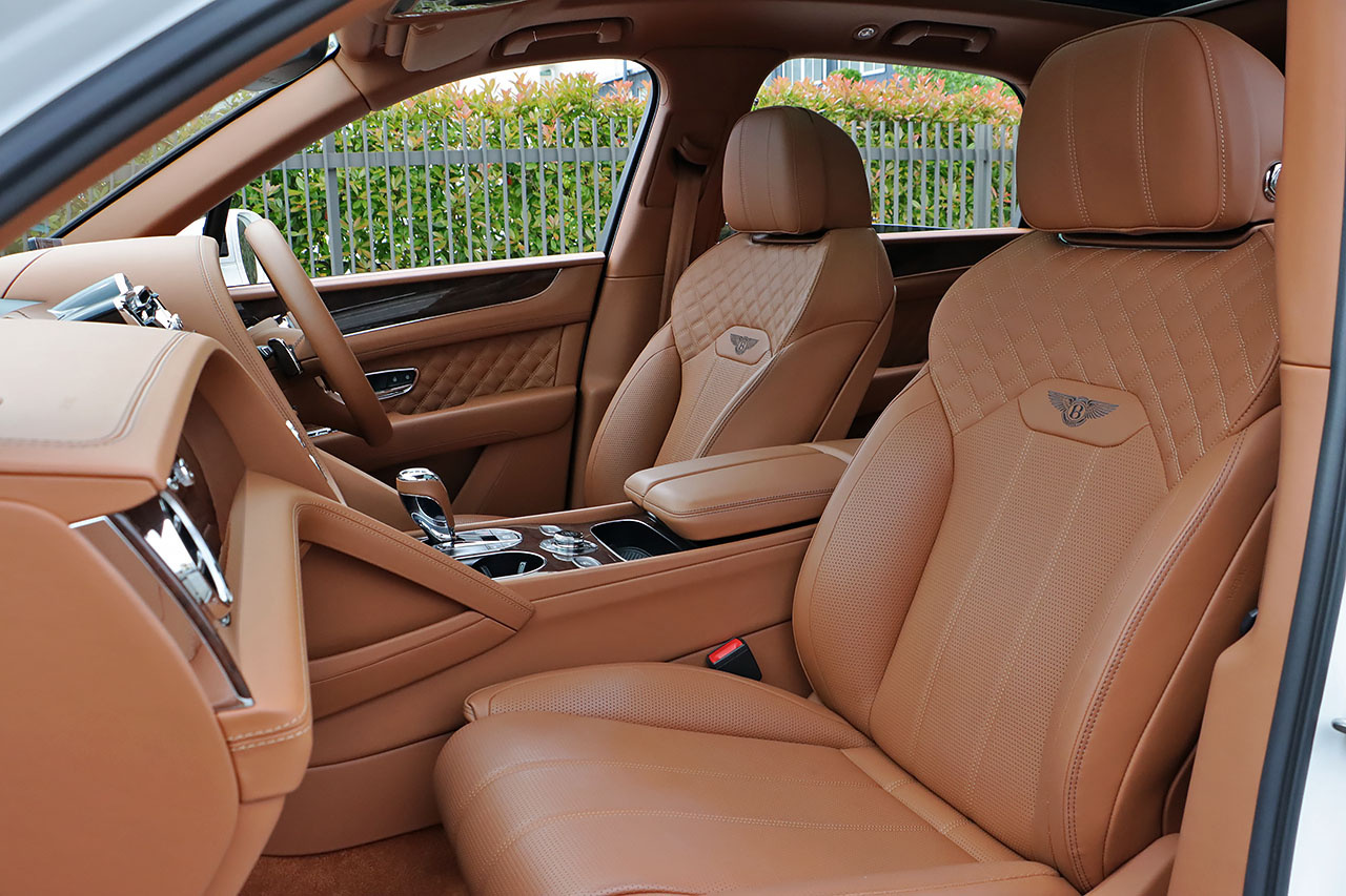 2022 Bentley Bentayga 