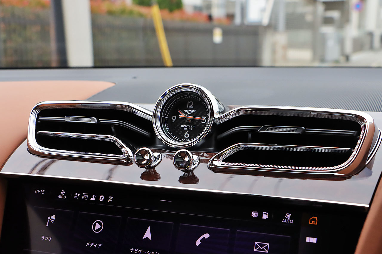 2022 Bentley Bentayga 