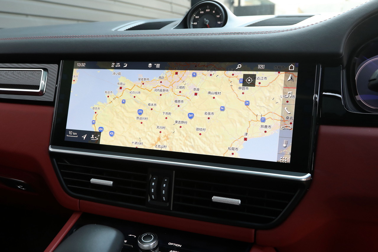 2019 Porsche CAYENNE null
