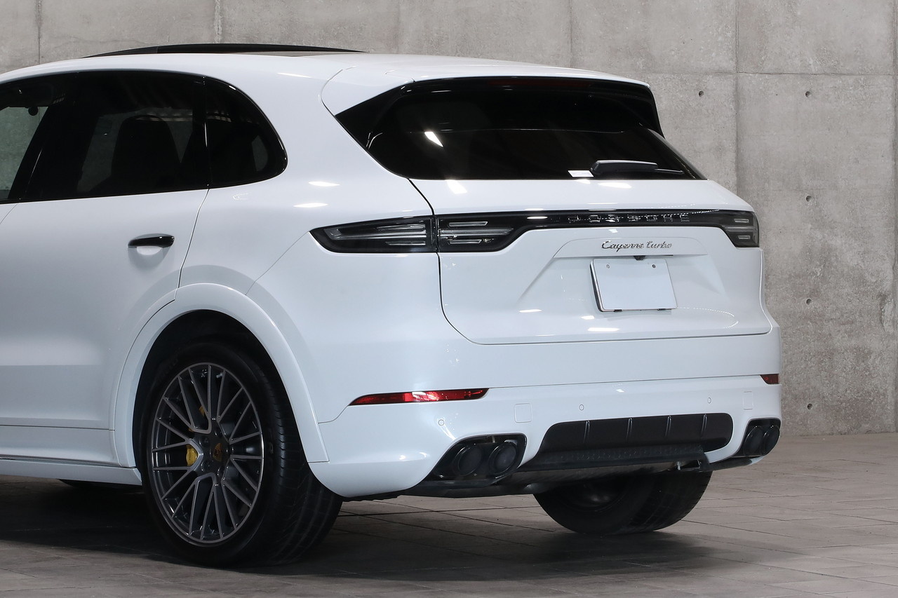 2019 Porsche CAYENNE null