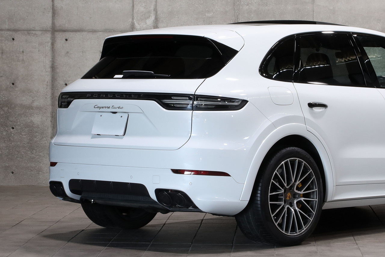 2019 Porsche CAYENNE null