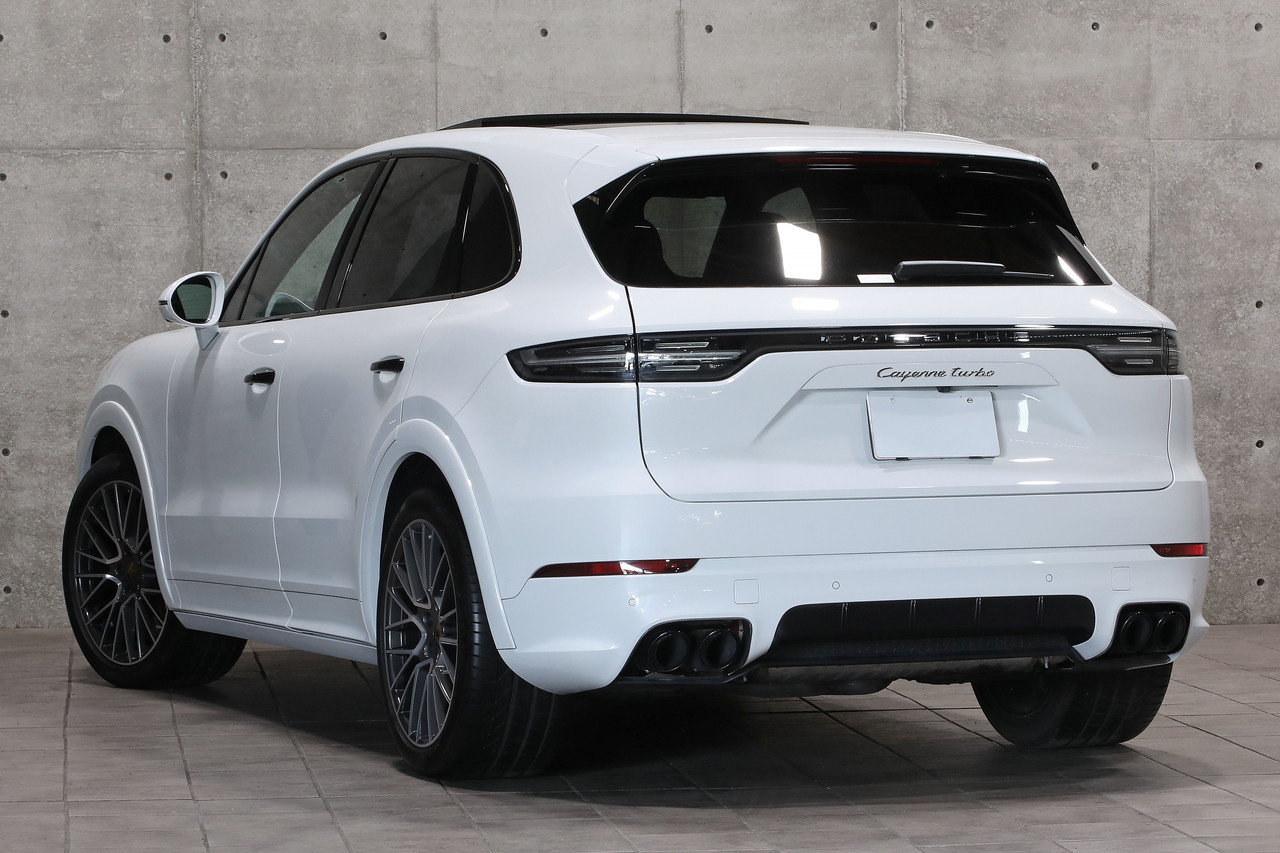 2019 Porsche CAYENNE null