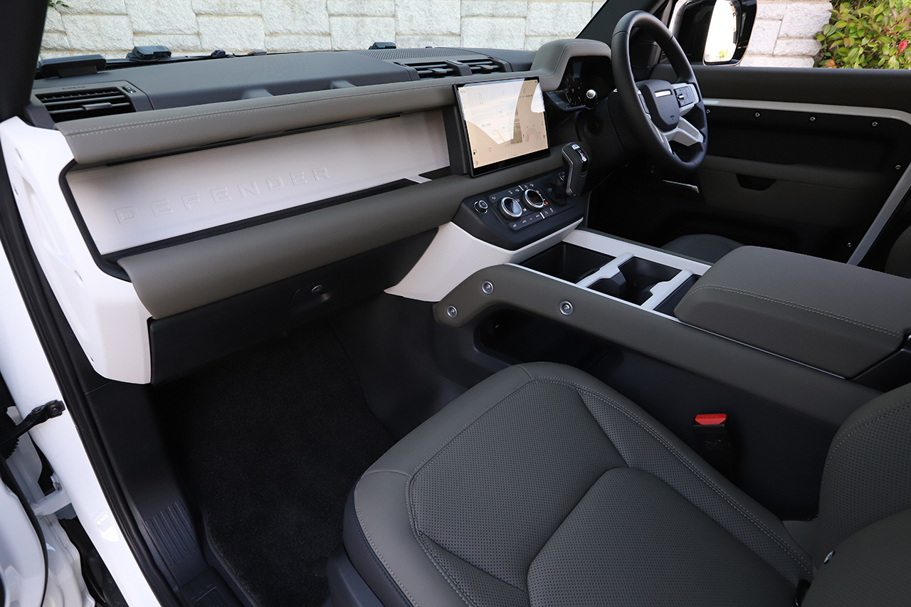 2025 Land Rover DEFENDER 