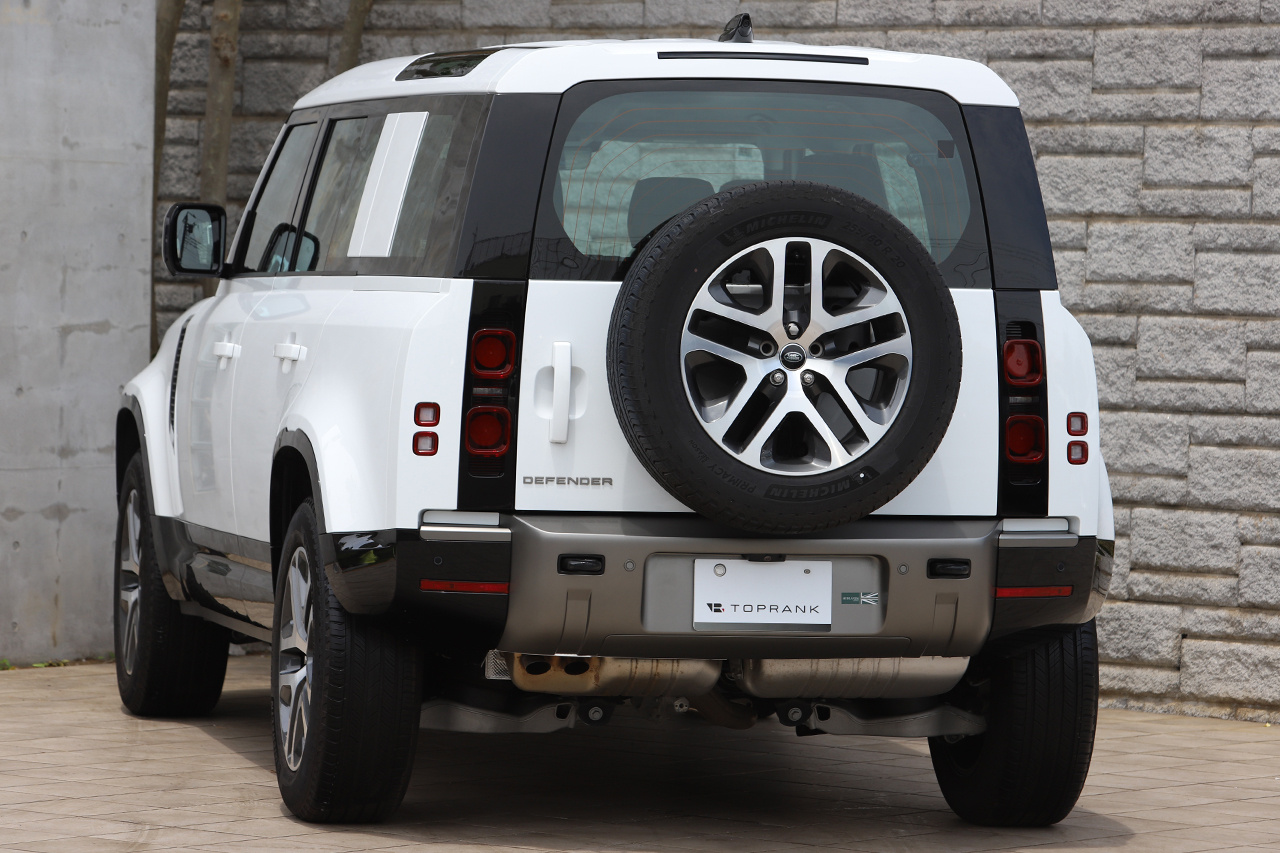 2025 Land Rover DEFENDER 