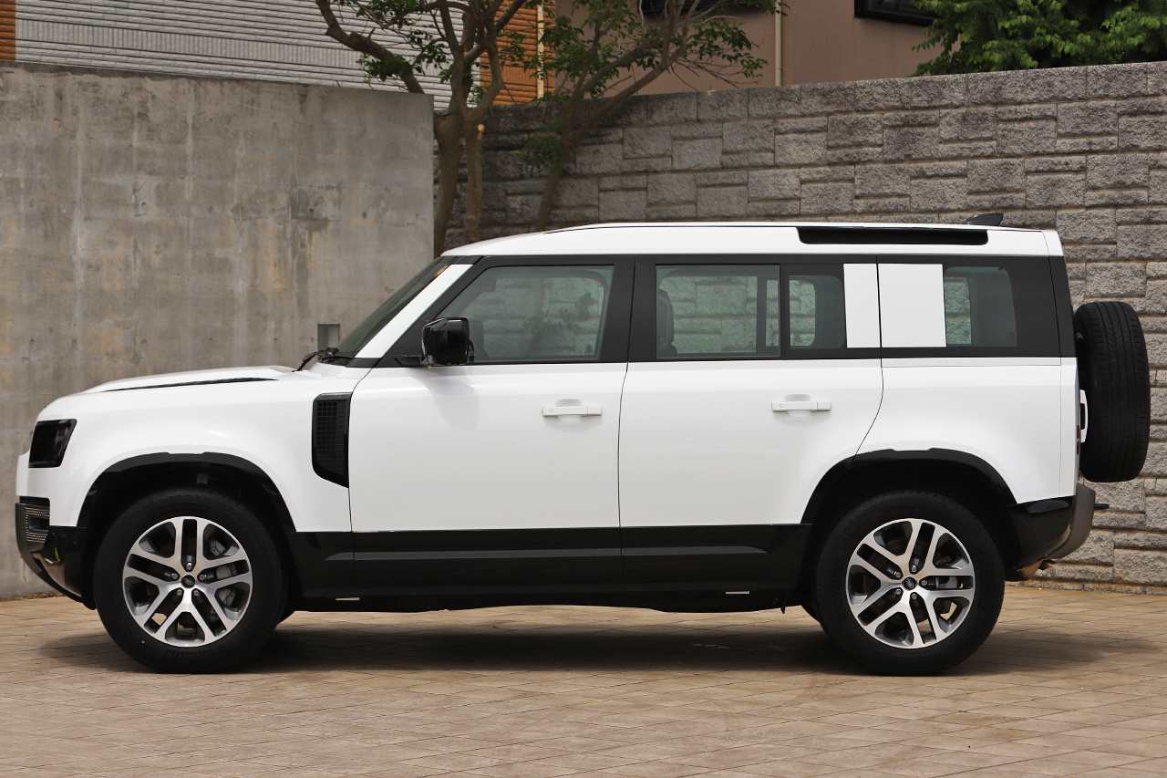 2025 Land Rover DEFENDER 