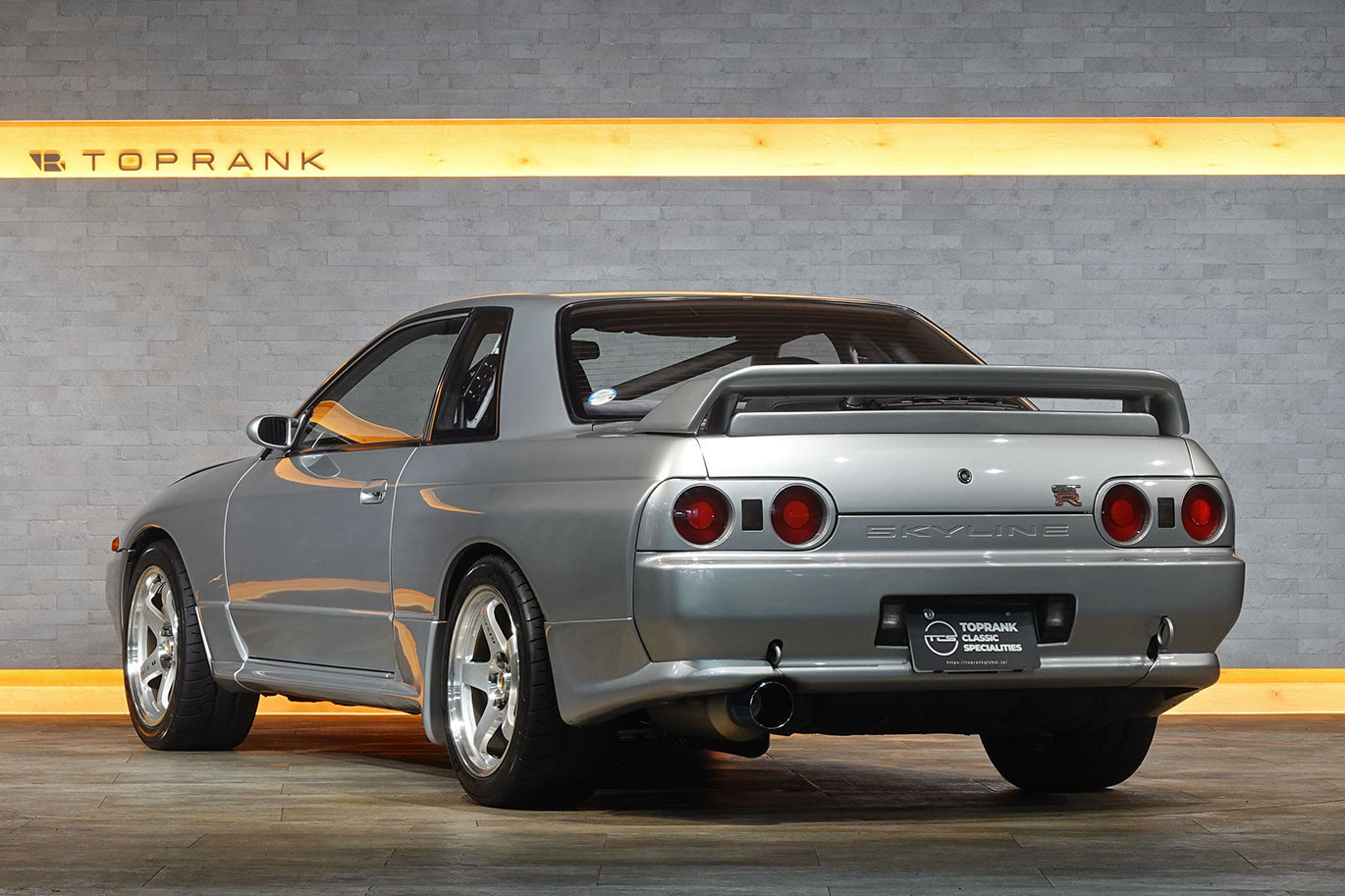 1991 Nissan Skyline JDM car for sale — photo 16 of 25