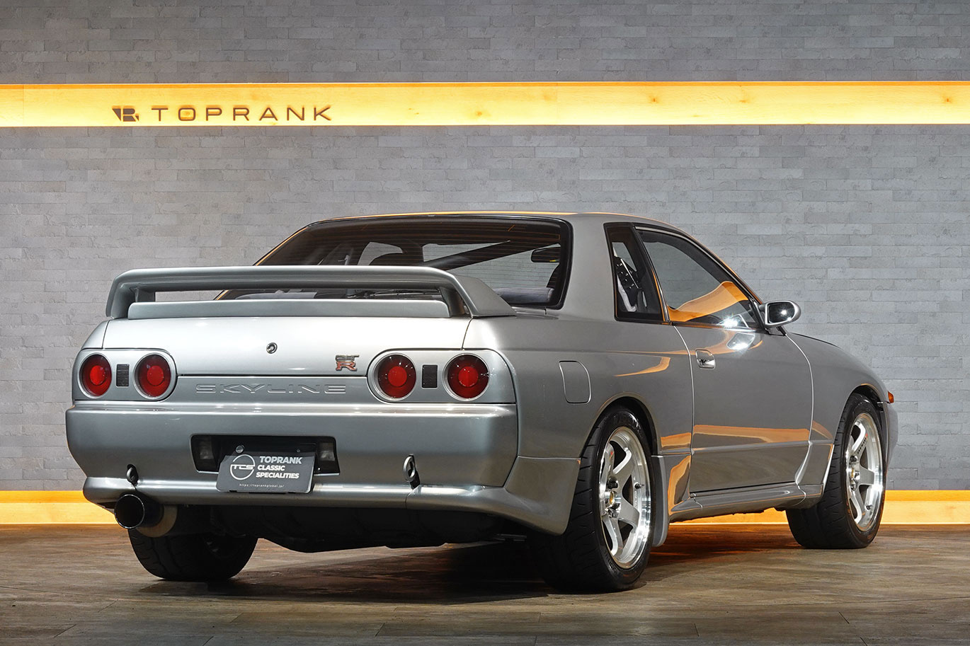 1991 Nissan Skyline JDM car for sale — photo 18 of 25