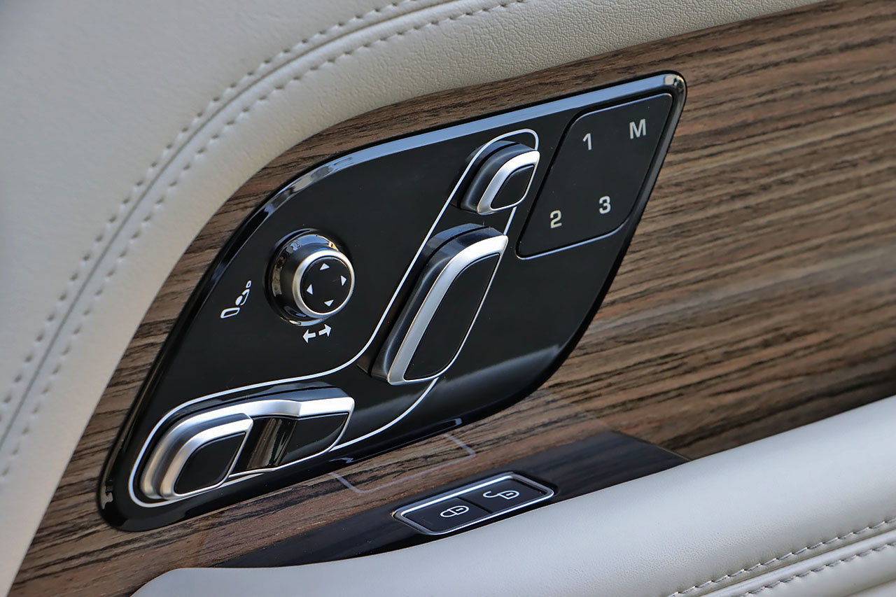 2019 Land Rover RANGE ROVER 