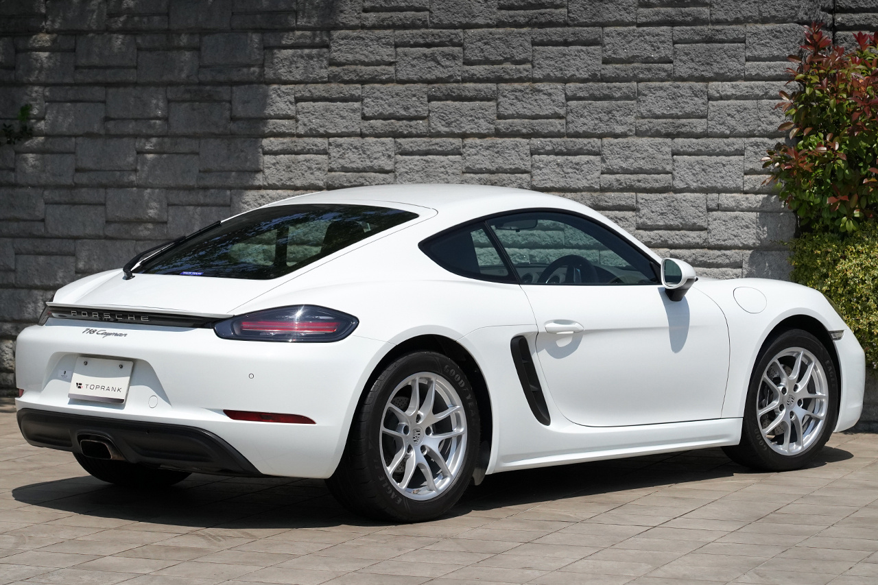 2019 Porsche 718 CAYMAN 
