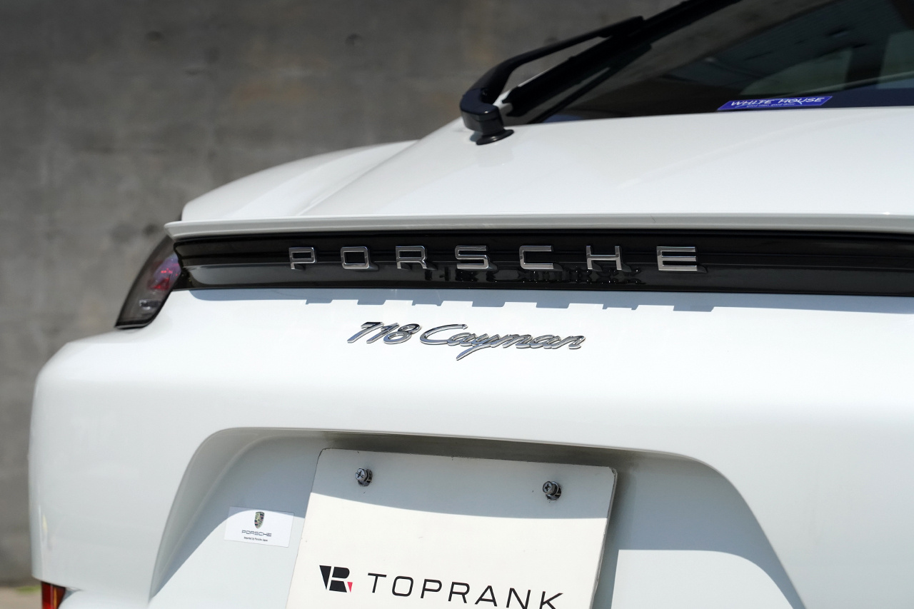 2019 Porsche 718 CAYMAN 