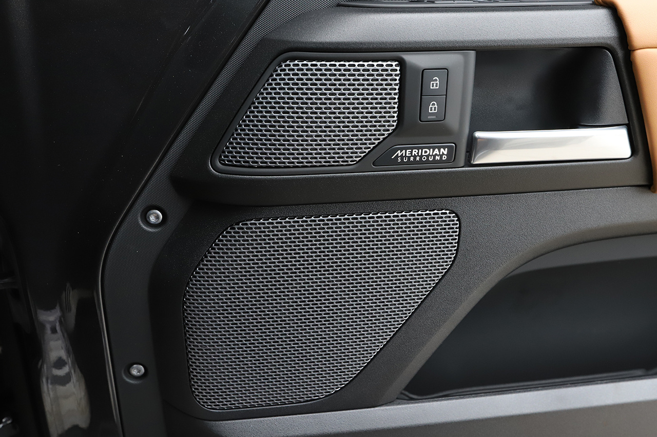 2024 Land Rover DEFENDER null