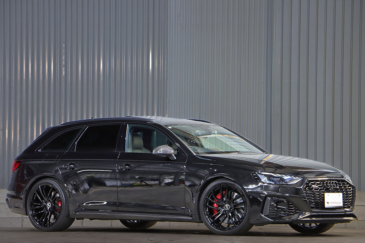 2021 Audi RS4 AVANT 