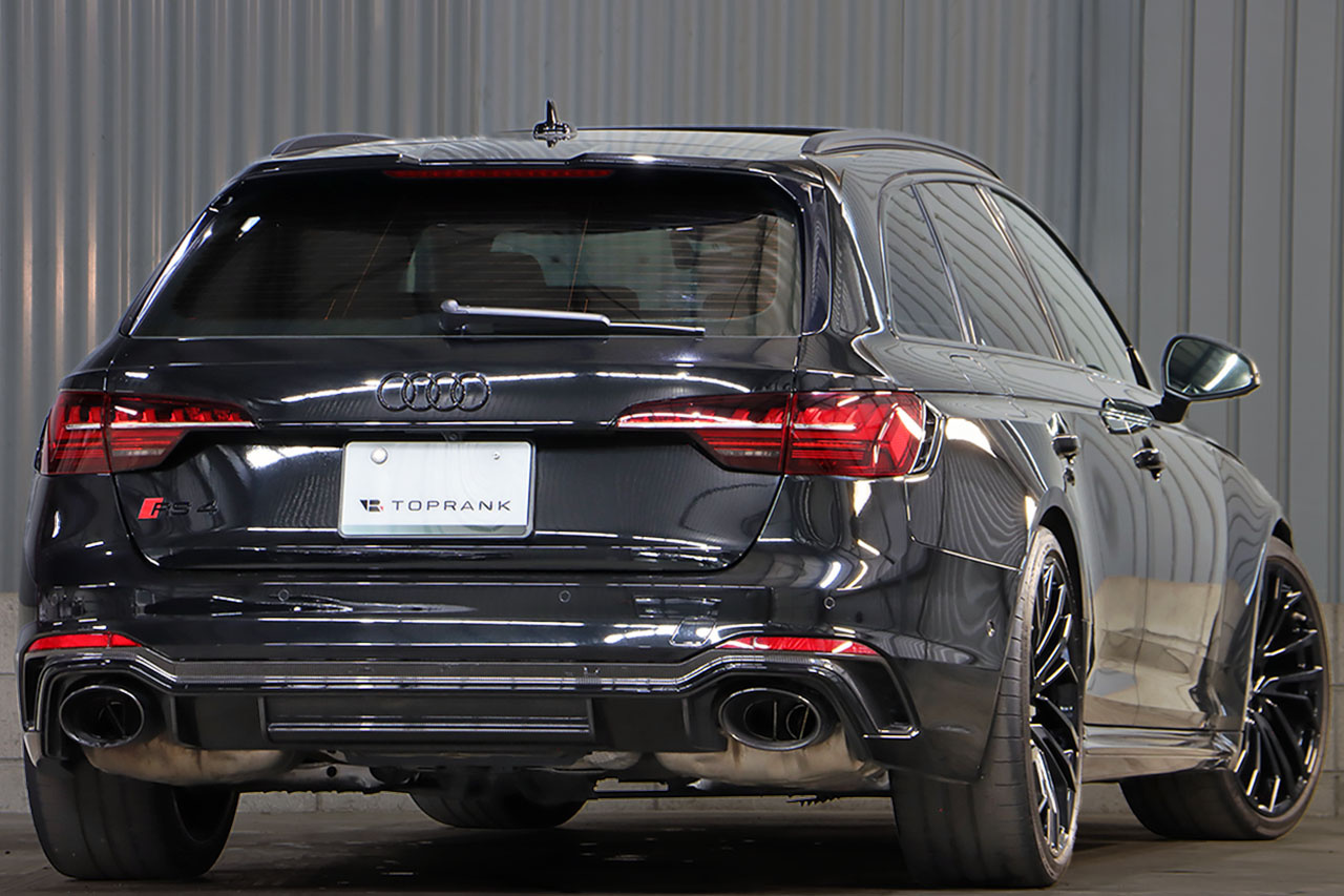 2021 Audi RS4 AVANT 
