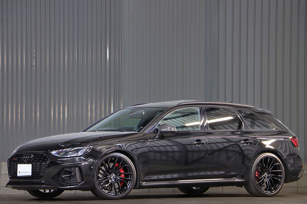 2021 Audi RS4 AVANT 