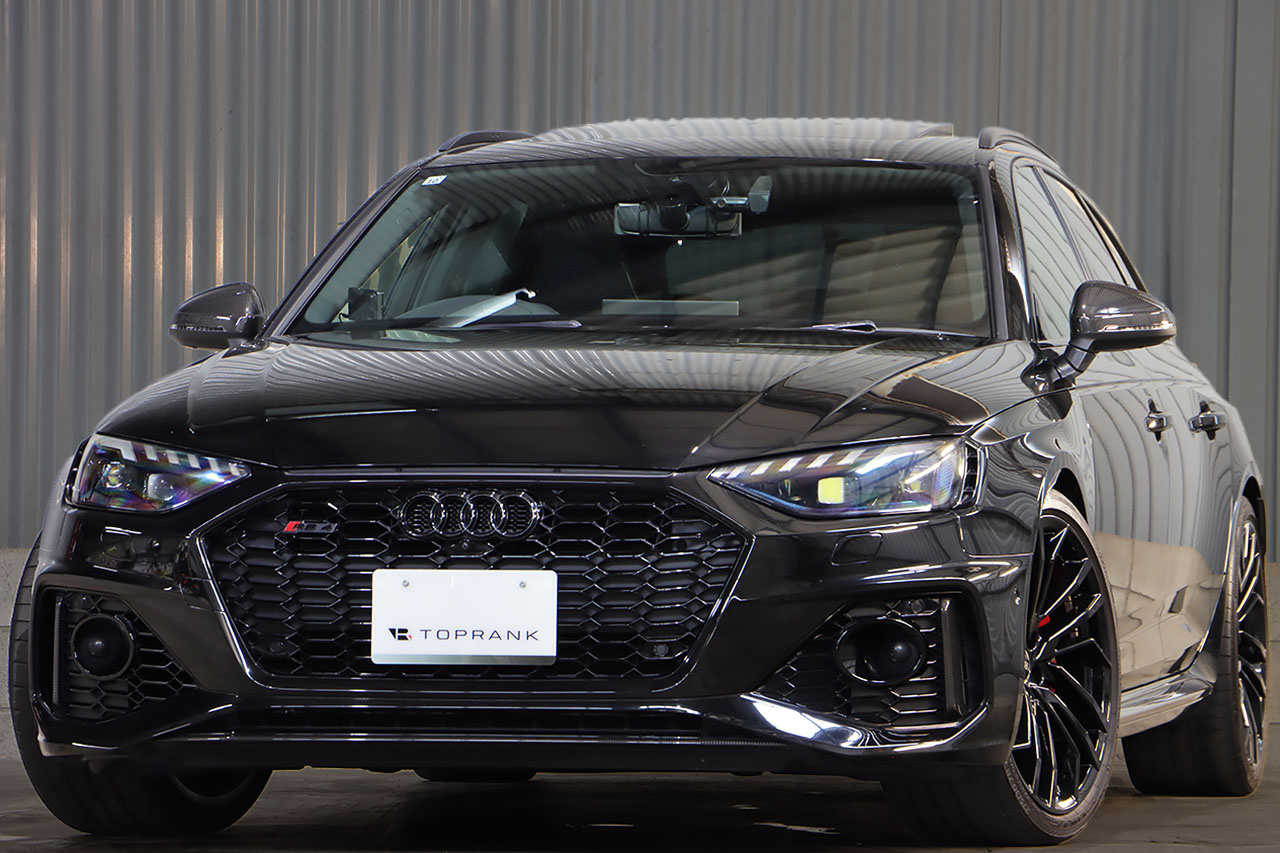 2021 Audi RS4 AVANT 