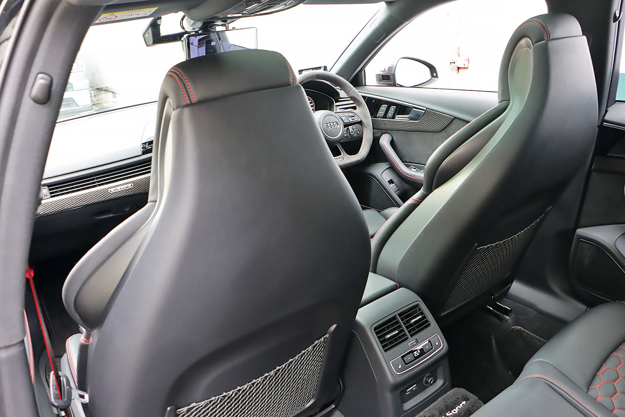 2021 Audi RS4 AVANT 