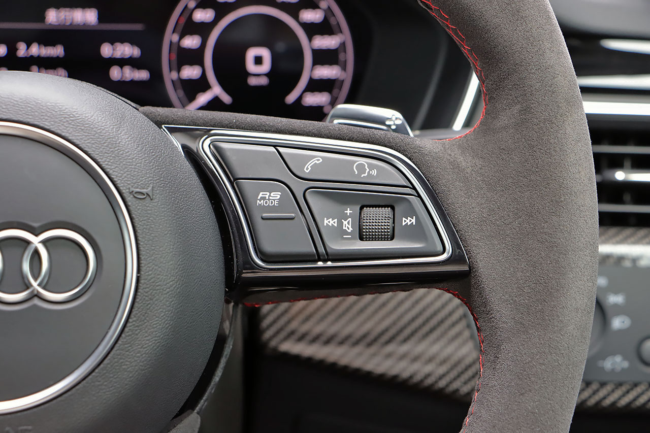 2021 Audi RS4 AVANT 