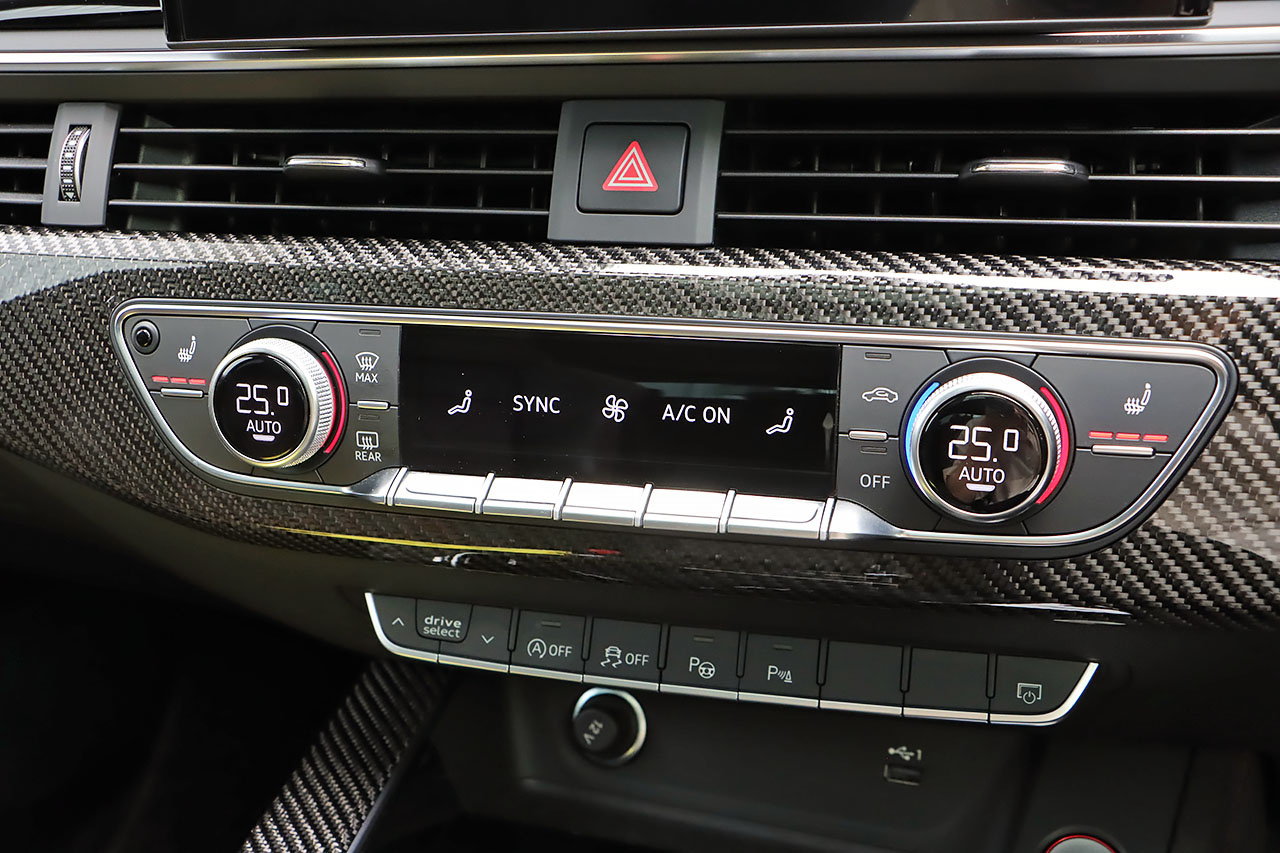 2021 Audi RS4 AVANT 